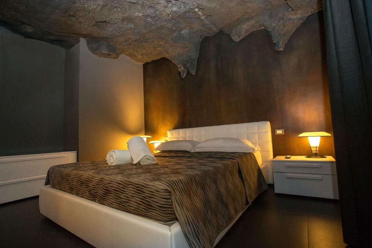 Bed and Breakfast Tra Le Braccia Di Morfeo Terrasini Exterior foto