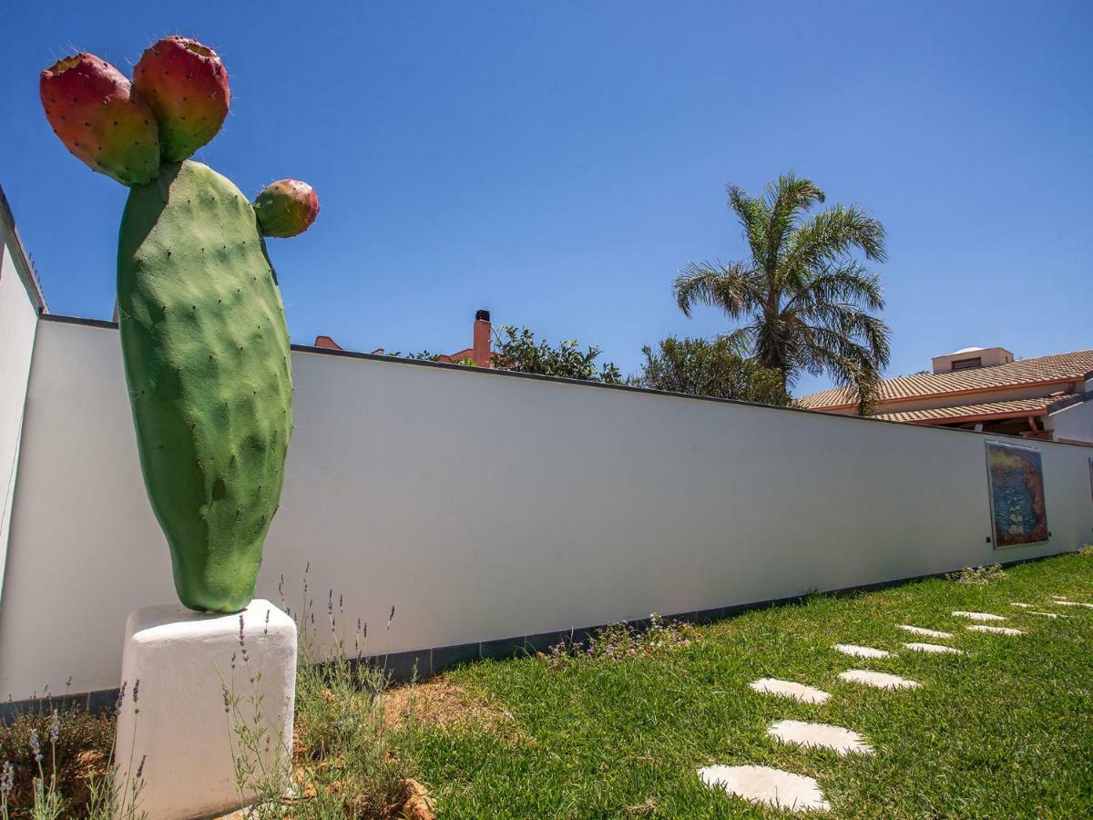 Bed and Breakfast Tra Le Braccia Di Morfeo Terrasini Exterior foto
